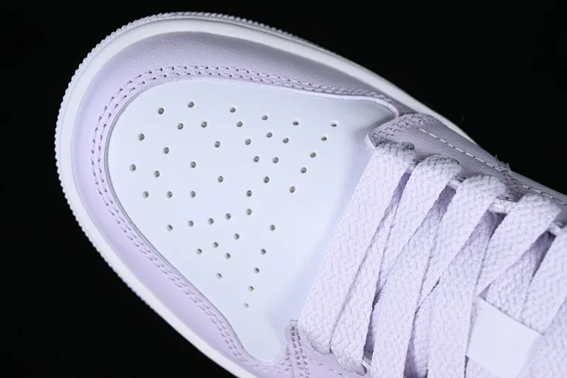All categories Air Jordan Jordan series basketball shoes Air Jordan 1 Low G version pure original Air Jordan 1 Low "Barely Grape" AJ1 Joe 1 light purple low-top cultural casual sneakers DC0774-501